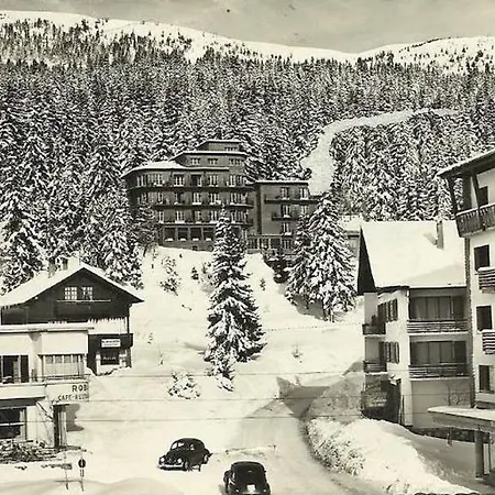 Hotel Robinson 3*
